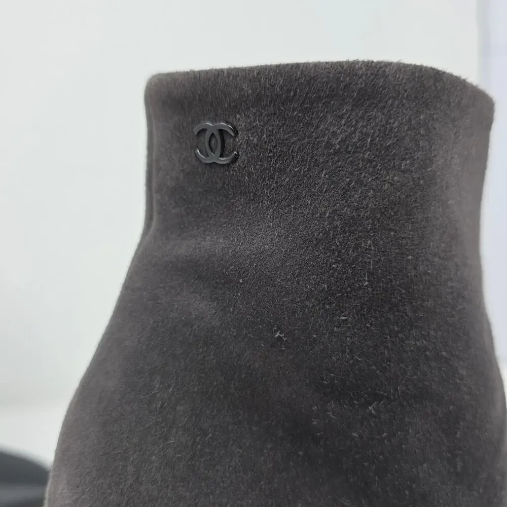 Chanel Suede Ankle Boots CC Logo Cap Toe Grey Black Silver Heels 37 6.5